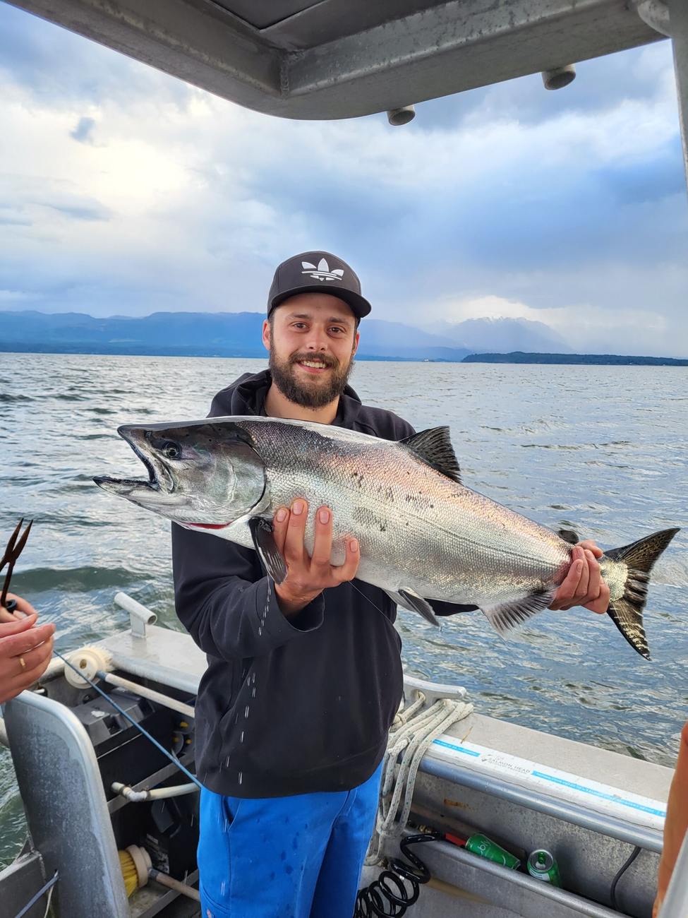 Wild West Sportfishing — Vancouver Island salmon charters & coastal tours